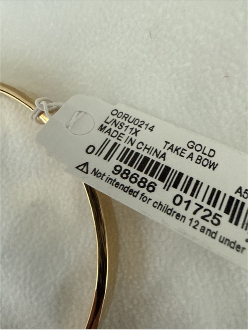 KATE SPADE Take A Bow Gold Bangle Bracelet Gold Bow New With Tags - Picture 4 of 6